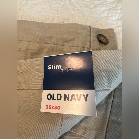 Old Navy Men’s Slim Built-In Flex Rotation Chino NWT 36x30 - Khaki - Picture 5 of 5